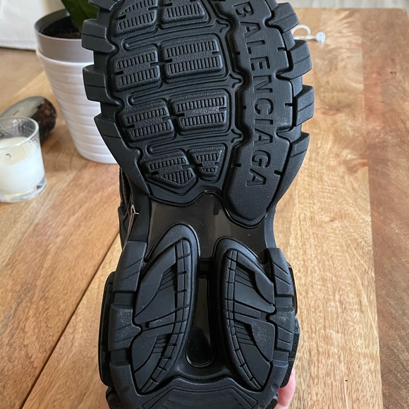 S.O.L.D. Balenciaga Track2 Sneakers. Men’s size 7 40E. - Picture 9 of 12